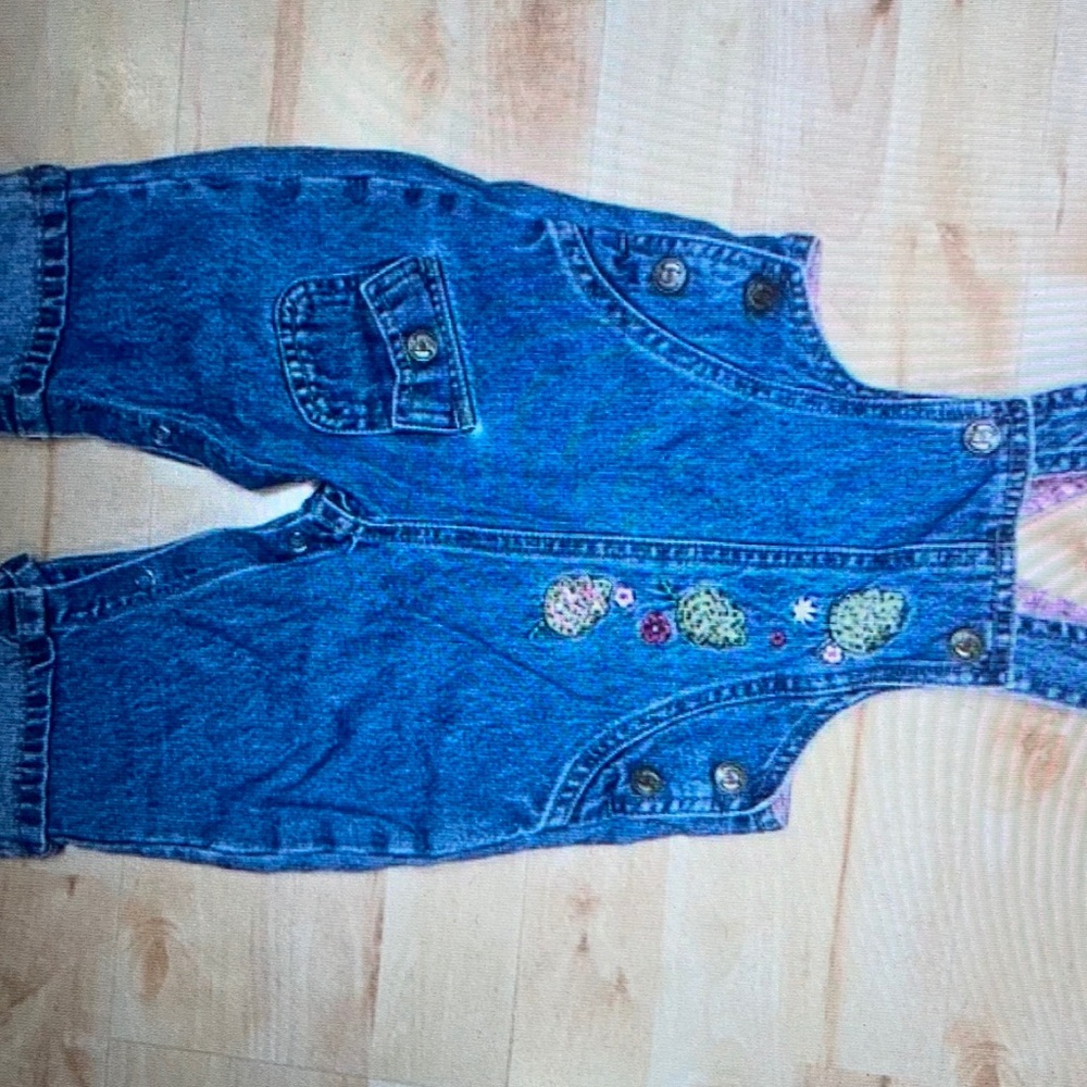 Vtg Faded Glory baby Girls 6-9 months denim overall pocket